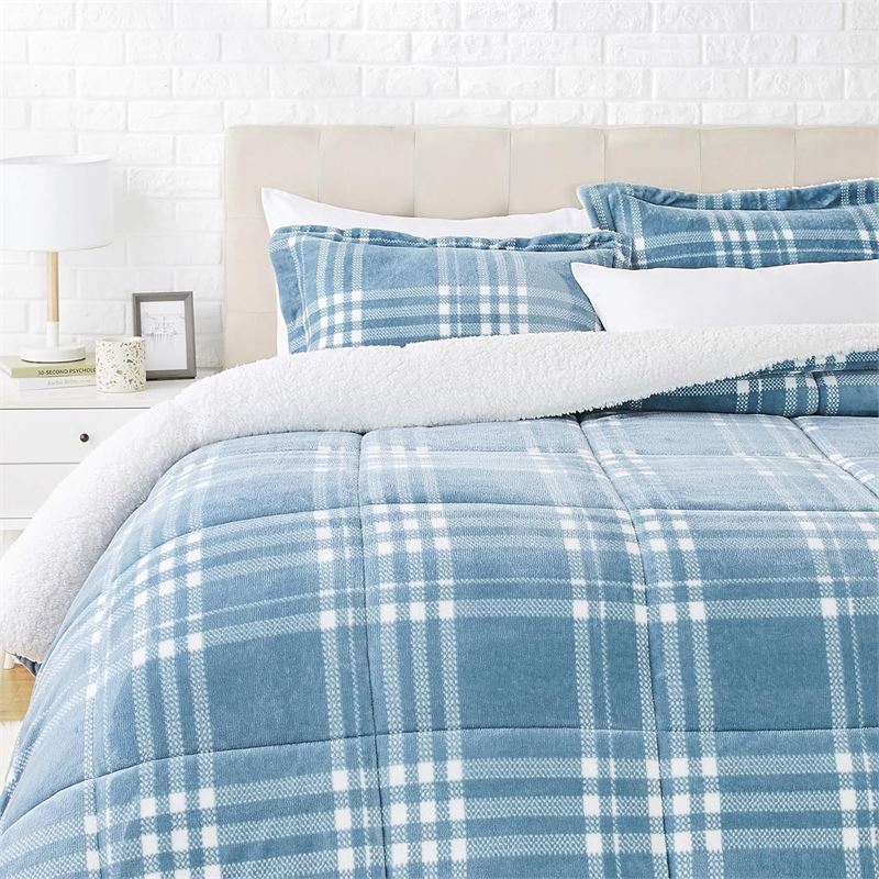AMAZONBASICS 3PC COMFORTER BED SET KING