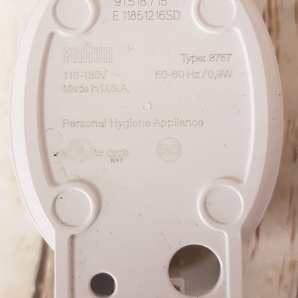 Braun Oral-B Genius X Limited 6 Cleaning Modes Electric Toothbrush - WHITE/GREY