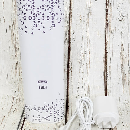 Braun Oral-B Genius X Limited 6 Cleaning Modes Electric Toothbrush + Trave Case