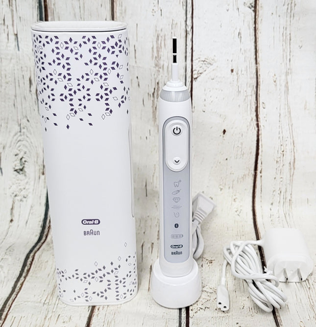 Braun Oral-B Genius X Limited 6 Cleaning Modes Electric Toothbrush + Trave Case