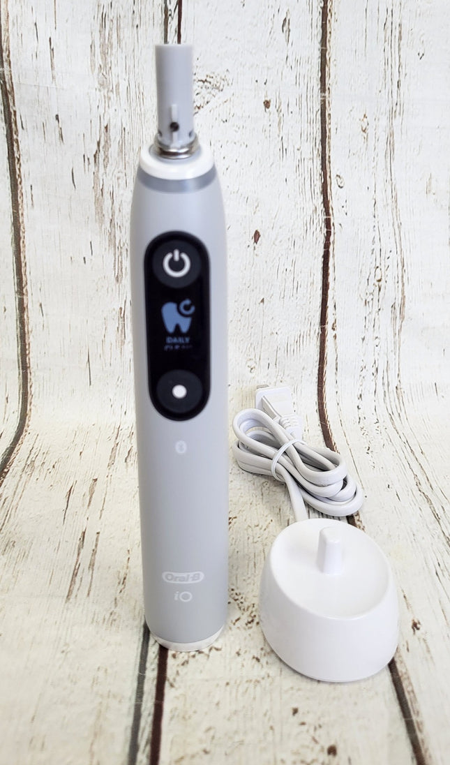 Braun Oral-B iO6 Series Electric Toothbrush Handle w/ Charger - GREY