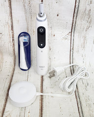 Oral-B iO Series 7 Rechargeable Electric Toothbrush Set -BLACK/WHITE