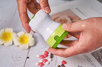 WOWHOUSE Pill Crusher Pill Cutter Pill Splitter Box, GREEN