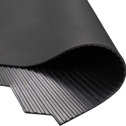 Amazon Basics Heavyweight Bed Mat fits Silverado & Sierra 2019+, 5.8' Bed