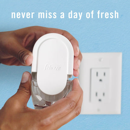 Febreze 4 Count Plug-In Air Freshener, Odor-Fighting Scented Oil Refill for Home, Bathroom & Kitchen, 0.87 oz Refills