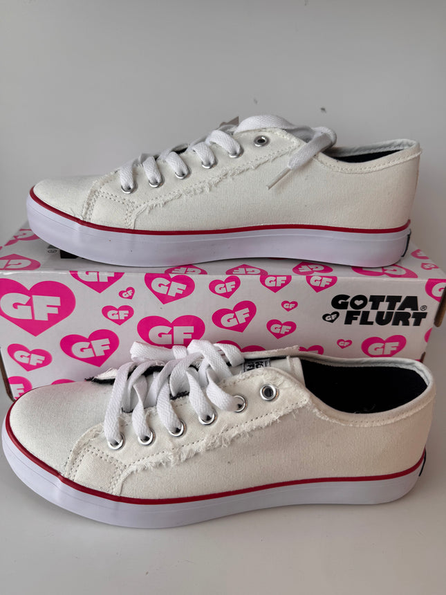 Gotta Flurt Women's Classic II White Canvas Low-Top Sneaker