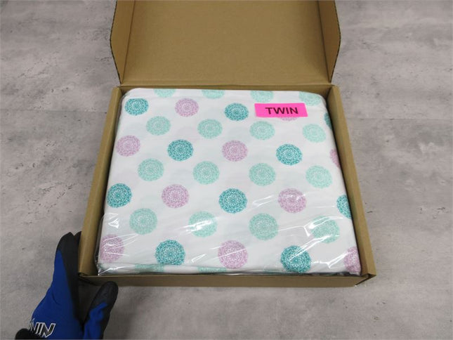 Amazon Basics Soft Microfiber Sheet Set with Elastic Pockets - Twin, Soft, Easy-Wash Lightweight Microfiber - Jade Medallion F4MJ