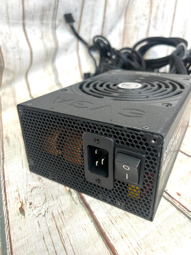 EVGA SuperNOVA 1600 G2 120-G2-1600-X1 80+ GOLD 1600W like new