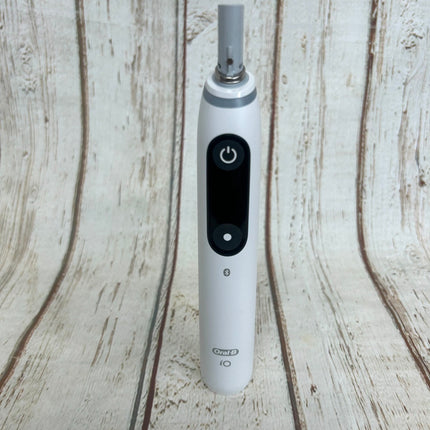 Oral-B iO Series 7 Rechargeable Electric Toothbrush White