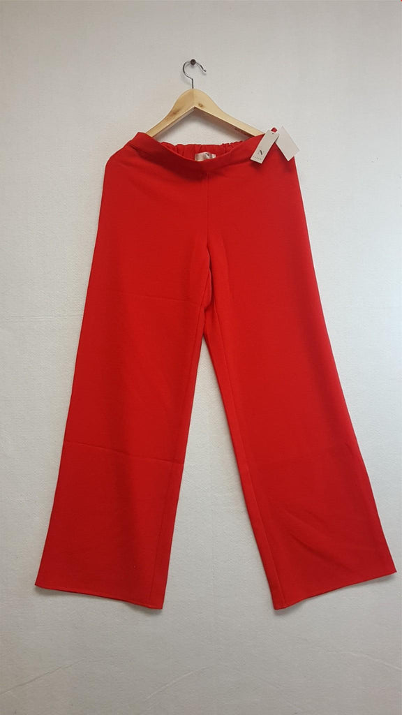 New N NATORI, Textured Crepe Gartered Straight Red Pant XS