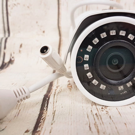 Lorex E581CB  Network 5MP Super HD IP Camera