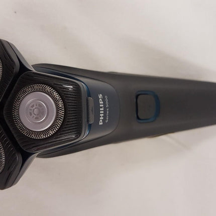 Philips Shaver Series 5000 Wet & Dry Electric Shaver with Quick Cleaning Pod  S5579/94