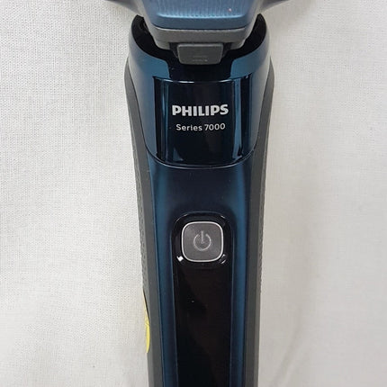 Philips Shaver Series 7000 Wet/Dry Shaver w/Cable-Free Quick Clean Pod, S7786/50 OPEN BOX