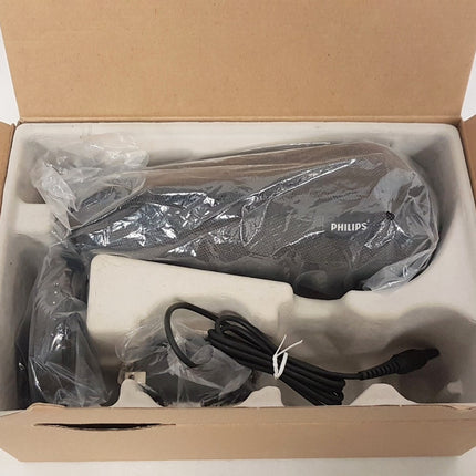 PHILIPS Series 5000 Electric Wet/Dry Shaver, S5579 - Electric Blue NEW OPEN BOX