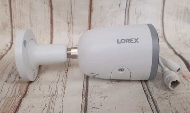 Lorex 4K Ultra HD Smart Deterrence IP Camera with Smart Security Lighting E895AB