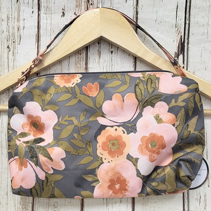 NEW, JuJuBe Be Quick Carrying Case w/Detach Wristlet, Whimsical Whisper 17AA01RG