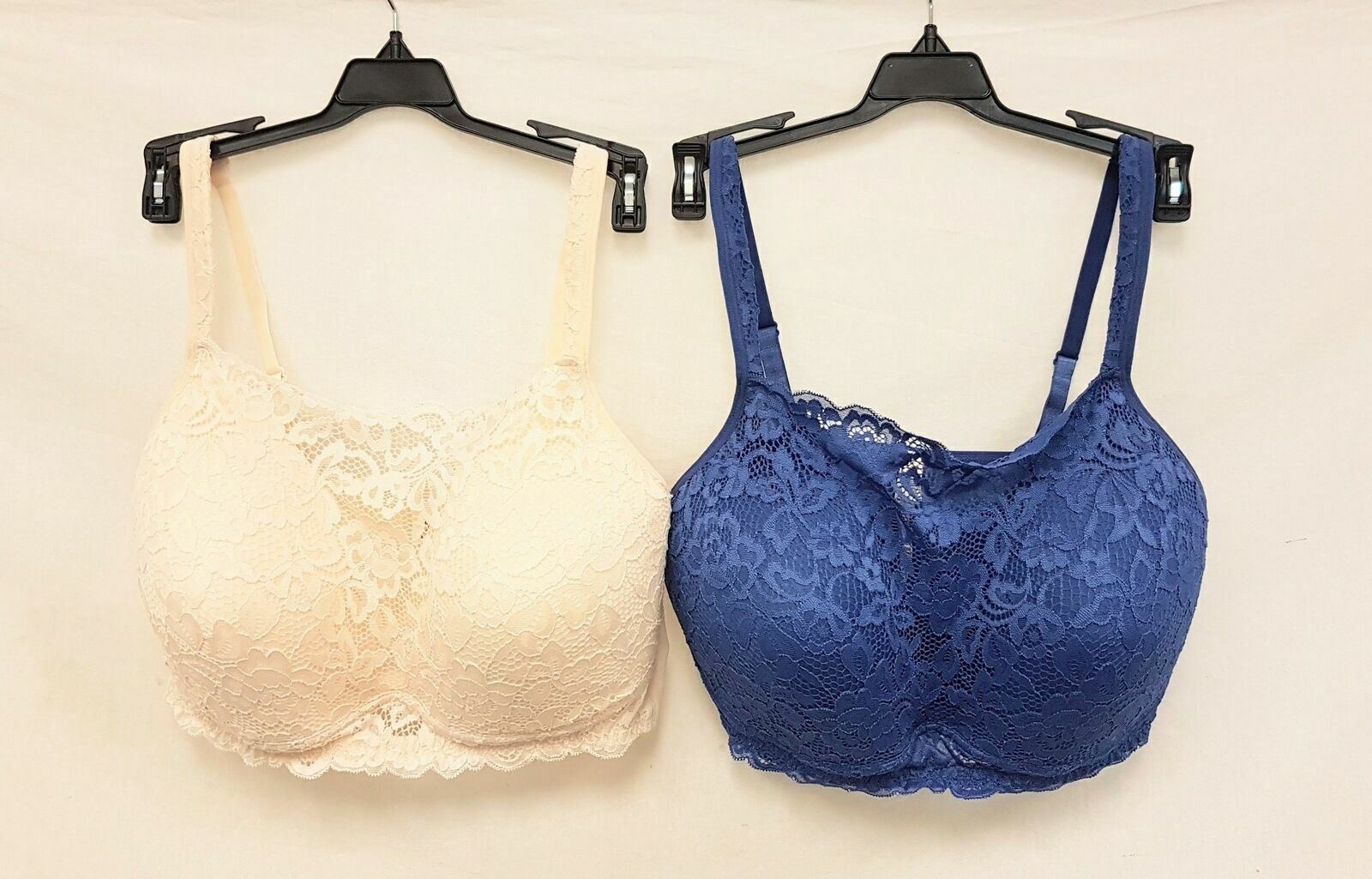 LOT OF 2 Rhonda Shear #9340 Molded Cup Bra with Lace Detail Front, NAVY & CREAM