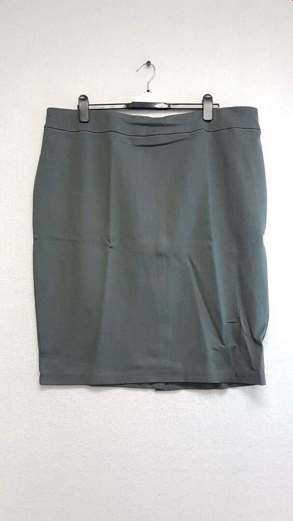 NEW, MARLA WYNNE Women's Long Skirt in Charcoal - Size 1X & 2X