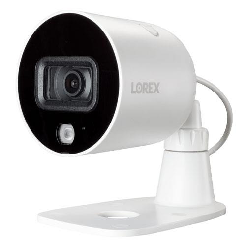 Lorex W282CAD 1080p Wi-Fi Camera With Smart Deterrence With 16 GB CARD & Stand
