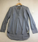 New GO SILK, Go Everywhere Top Chambray Small