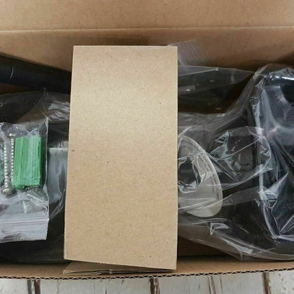 NEW, Lorex LWB3901-C HD 1080p Wire-Free Security Camera with USB Receiver, Black